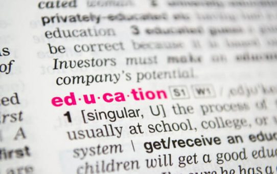 educationがピンク色の英単語