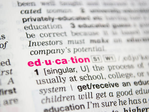 educationがピンク色の英単語